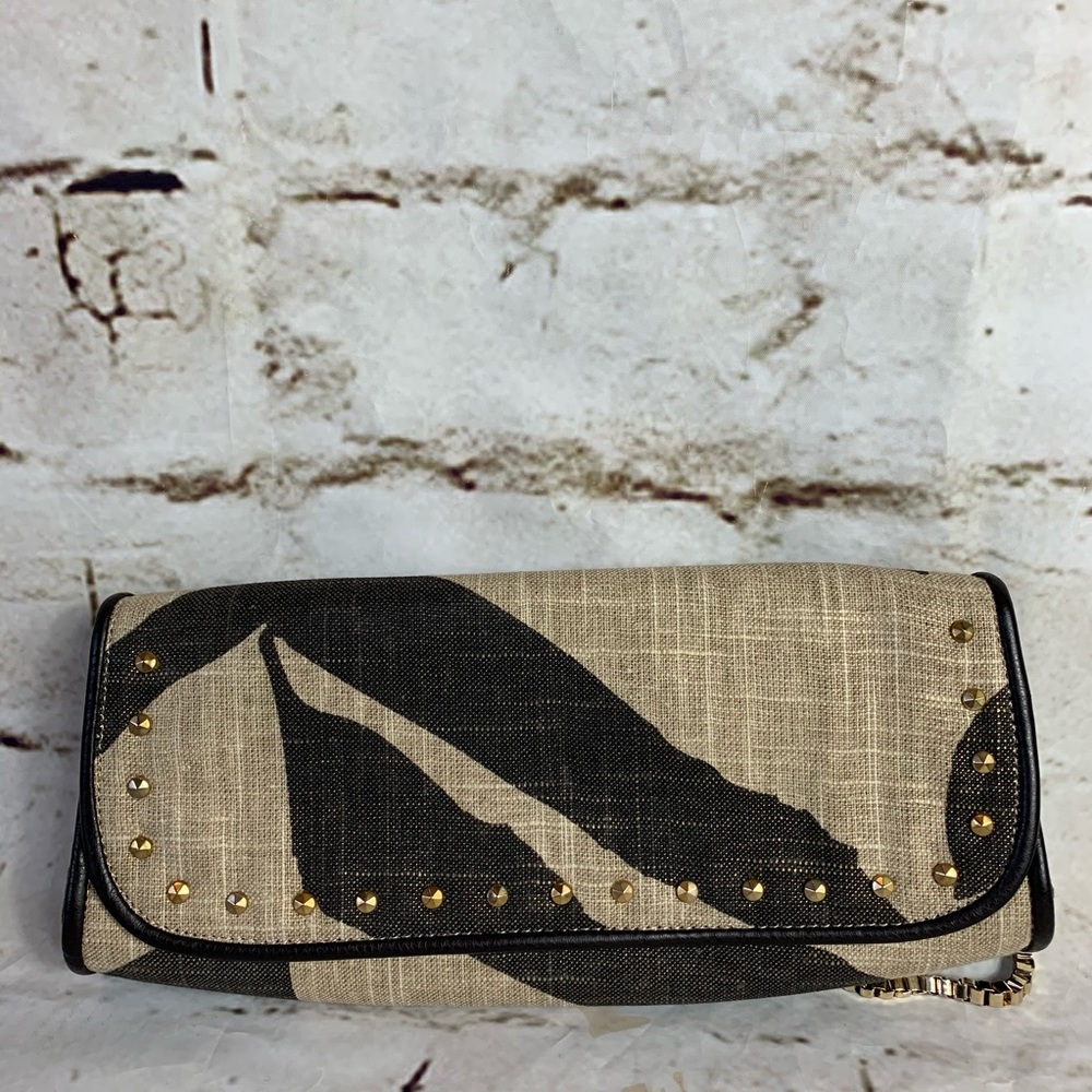 Loft Zebra Print Burlap Style Texture - image 3